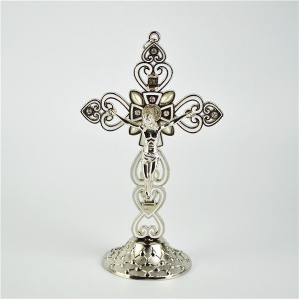 Silver and Pearl Cross (crucifix)